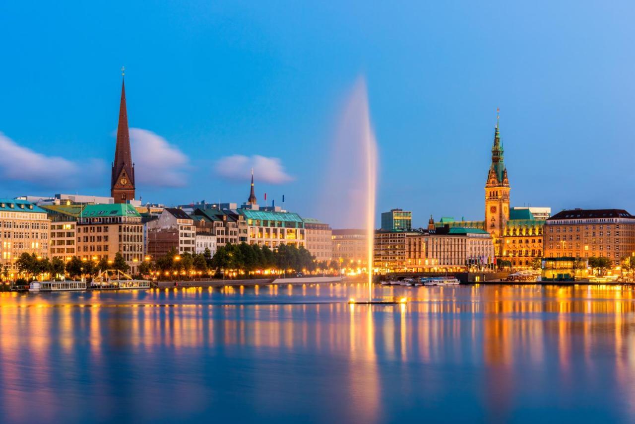 Ferienwohnungen Mitten In Hamburg Exterior foto
